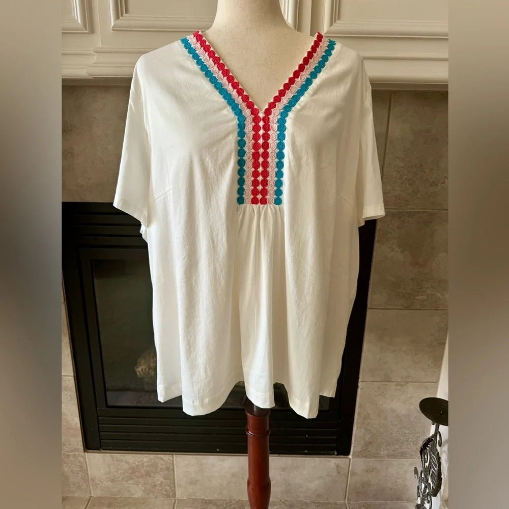 AVARA Women's White Short Sleeve Sleeve V-Neck Summer Blouse  XXXLarge